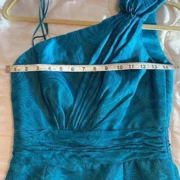 Theia 100% Silk Off Shoulder Green Prom Cocktail Formal Resort Dress, Size 4. - Picture 10 of 15